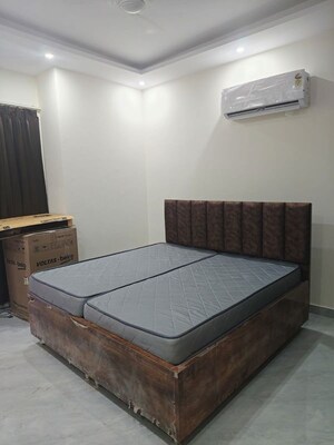 1 RK Builder Floor For Rent in Sector 55