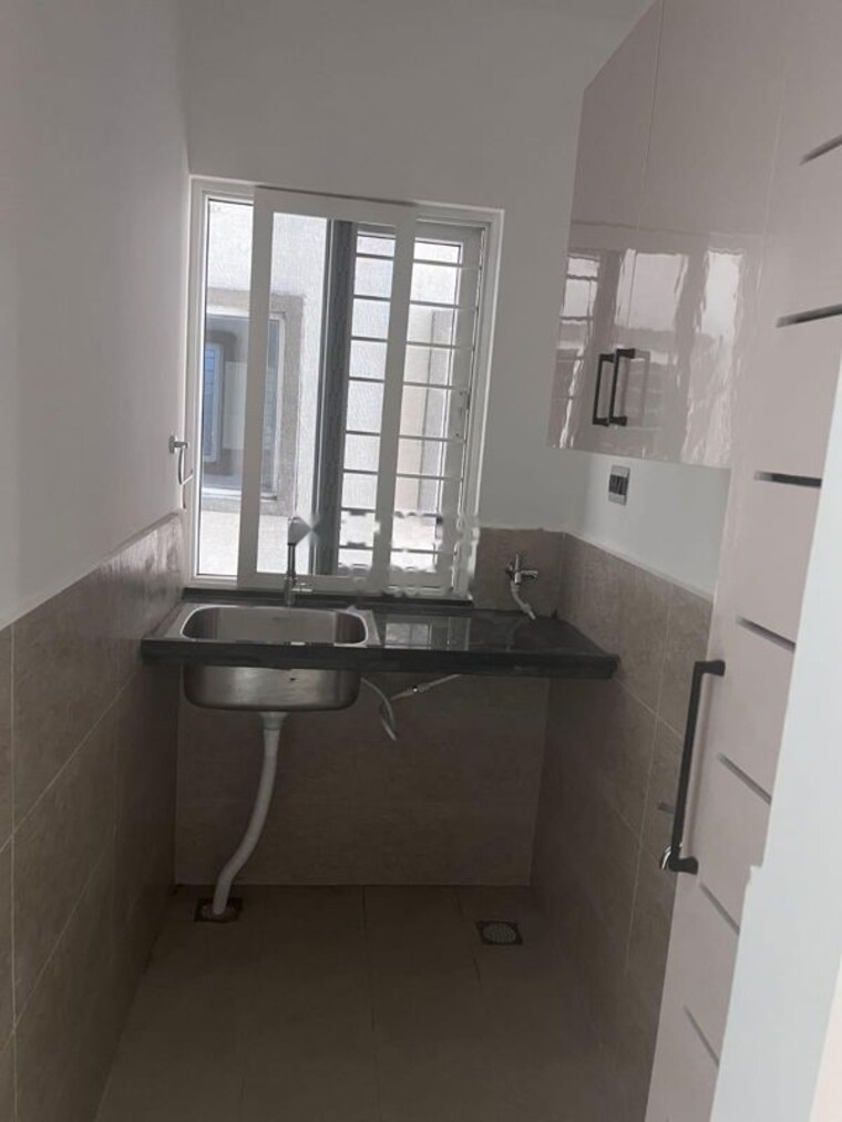 Kitchen, urbanrise-on-cloud-33 2.5 Bedroom 1001 Sq.Ft. Apartment In Bachupally Hyderabad 10625972