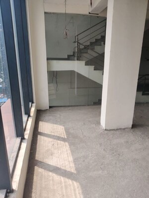 Team Area in  Showroom at Kotla Mubarakpur – for Rent