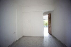 Room in 2 BHK Apartment at Maninagar East – for Sale