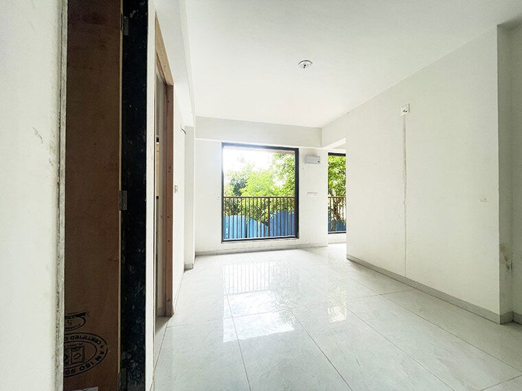Room, maninagar east 2 Bedroom 121 Sq.Yd. Apartment In Maninagar East Ahmedabad 10625986