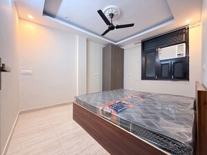 Bedroom in 1 BHK Builder Floor at Sector 57 – for Rent