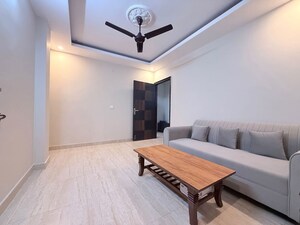 1 BHK Builder Floor For Rent in Sector 57