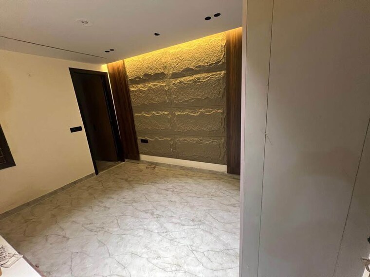 Room, uttam nagar 3 Bedroom 1000 Sq.Ft. Builder Floor In Uttam Nagar Delhi 10625999