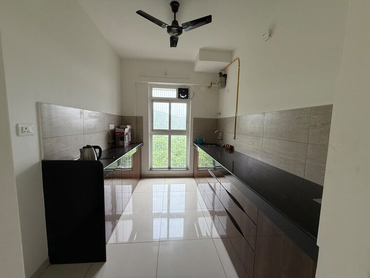 Kitchen, horizon-height 1 Bedroom 580 Sq.Ft. Apartment In Kasarvadavali Thane 10625992