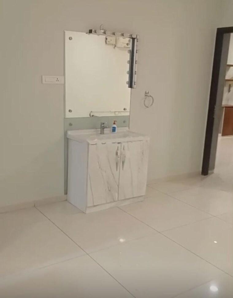 Bathroom, rajapushpa-regalia 3 Bedroom 1950 Sq.Ft. Apartment In Kokapet Hyderabad 10626000