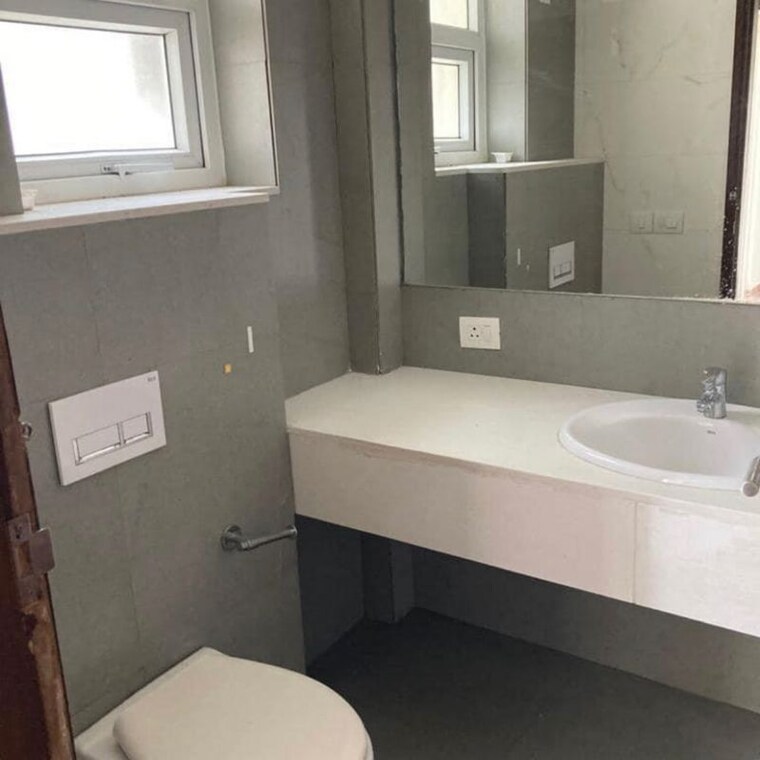 Bathroom, conscient-heritage-one 3 Bedroom 1996 Sq.Ft. Apartment In Sector 62 Gurgaon 10626019