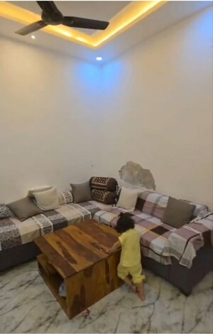 Living Room in 5 BHK Independent House at Ballabhgarh – for Sale