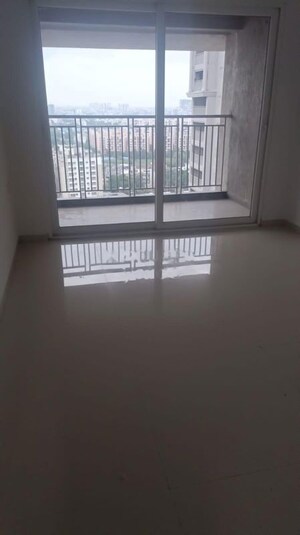 Room in 1 BHK Apartment at Kohinoor Sportsville, Hinjewadi – for Rent