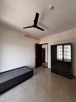 2 BHK Apartment For Rent in Vilas Javdekar Yashone Eternitee, Hinjewadi