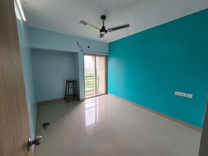 Room in 3 BHK Apartment at DB Parkwoods, Kasarvadavali – for Rent