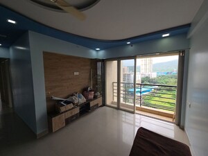 Room in 3 BHK Apartment at DB Parkwoods, Kasarvadavali – for Rent