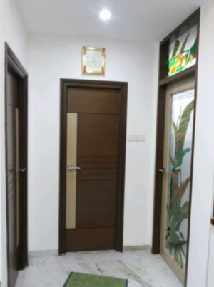 Room in 3 BHK Apartment at IAS Tower, Hakimpet – for Rent