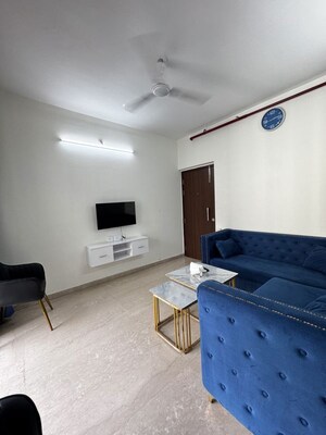 1 BHK Apartment For Rent in Omkar Signet, Malad East
