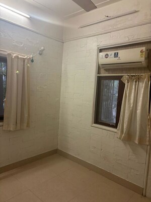 2 BHK Apartment For Rent in Prabhadevi