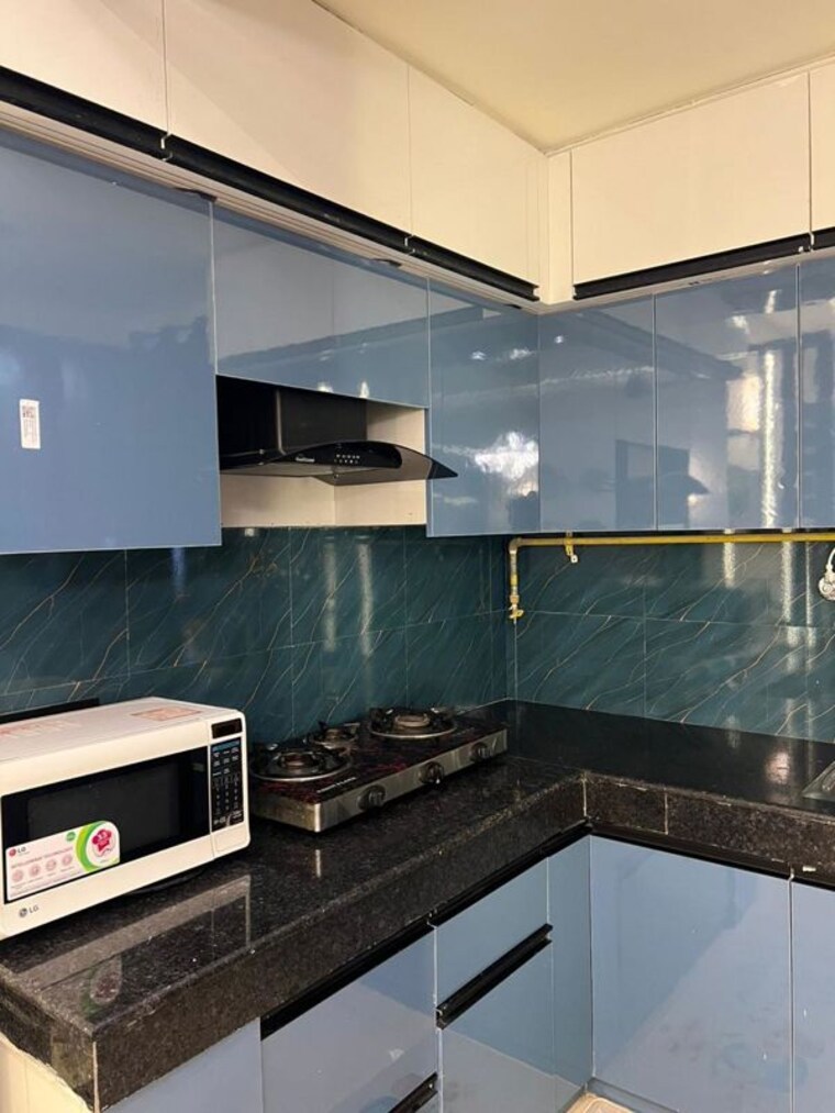 Kitchen, m-r-platinum-321 3 Bedroom 1492 Sq.Ft. Apartment In Raj Nagar Extension Ghaziabad 10626107