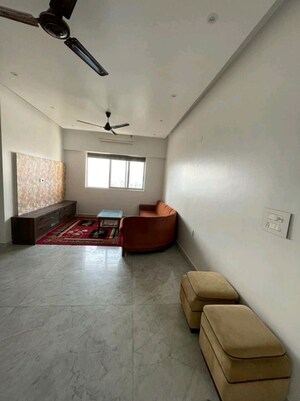 Room in 2 BHK Apartment at Lodha Luxuria Priva, Majiwada – for Sale