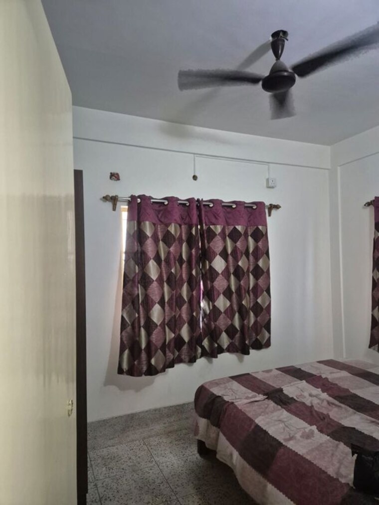 Bedroom, park circus 2 Bedroom 700 Sq.Ft. Apartment In Park Circus Kolkata 10626094