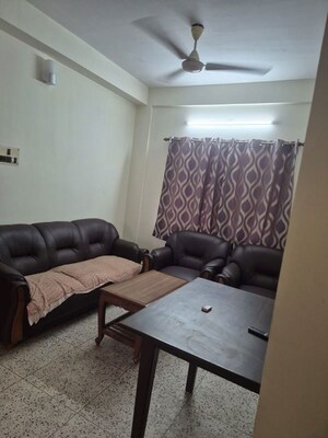 2 BHK Apartment For Rent in Park Circus