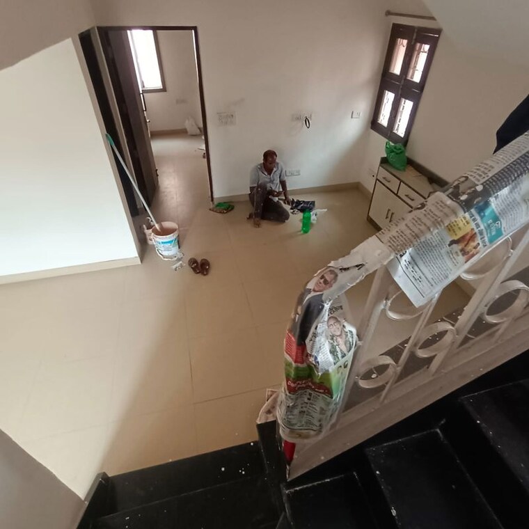 Team Area, kalkaji 3.5 Bedroom 1600 Sq.Ft. Apartment In Kalkaji Delhi 10626140