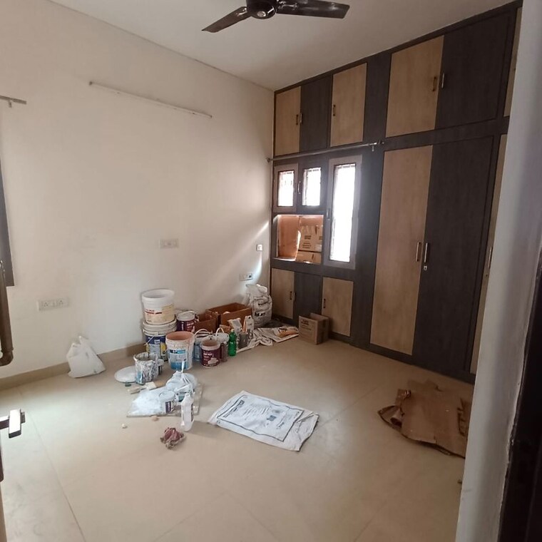 Room, kalkaji 3.5 Bedroom 1600 Sq.Ft. Apartment In Kalkaji Delhi 10626140