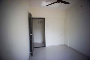 Room in 2 BHK Apartment at Pashan – for Sale