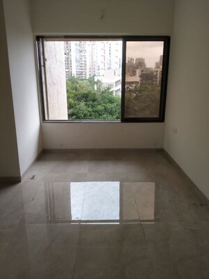 Room in 2 BHK Apartment at Mahant Sahyadree, Goregaon East – for Sale