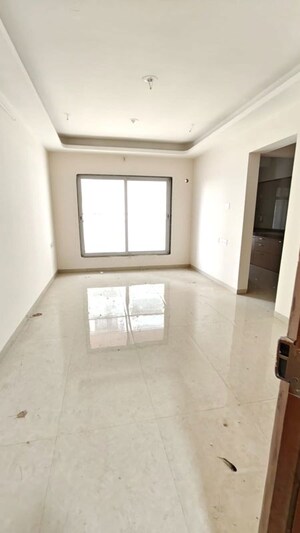 2 BHK Apartment For Sale in Silver Sapphire, Malad East