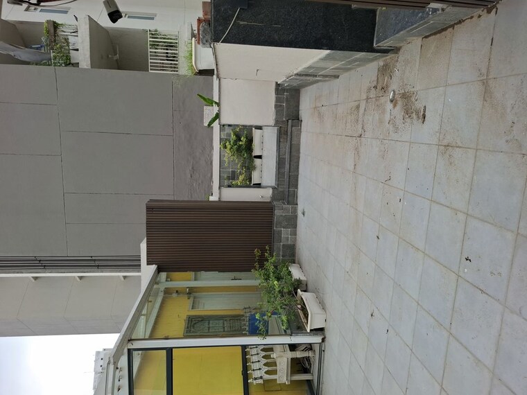 Kitchen, ireo-victory-valley 3.5 Bedroom 3990 Sq.Ft. Apartment In Sector 67 Gurgaon 10626315