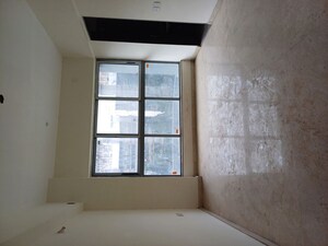 Room in 3 BHK Apartment at Sheth 72 West, Andheri West – for Sale