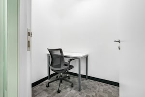  Office Space For Rent in Udyog Vihar Phase 6