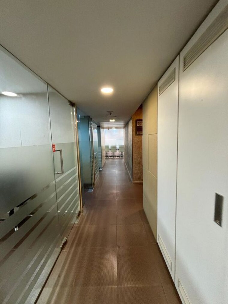 undefined, andheri west Commercial Office Space 3400 Sq.Ft. In Andheri West Mumbai 10626509