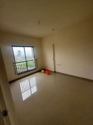 Room in 1 BHK Apartment at Mahindra Happinest Tathawade Phase 1, Tathawade – for Rent