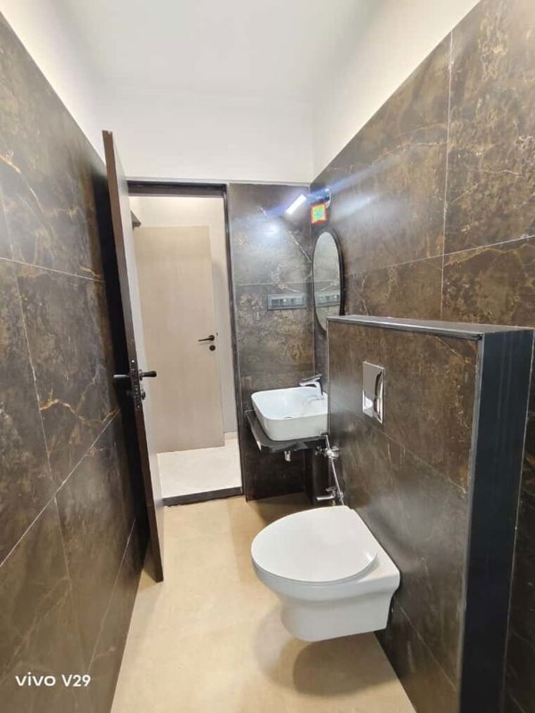 Bathroom, united-prabhu-plaza 3 Bedroom 1227 Sq.Ft. Apartment In Malad West Mumbai 10626593