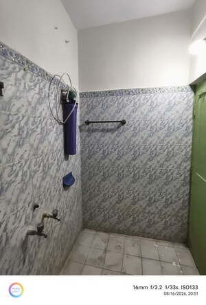 Bathroom in 2 BHK Apartment at Quadri Bagh – for Sale