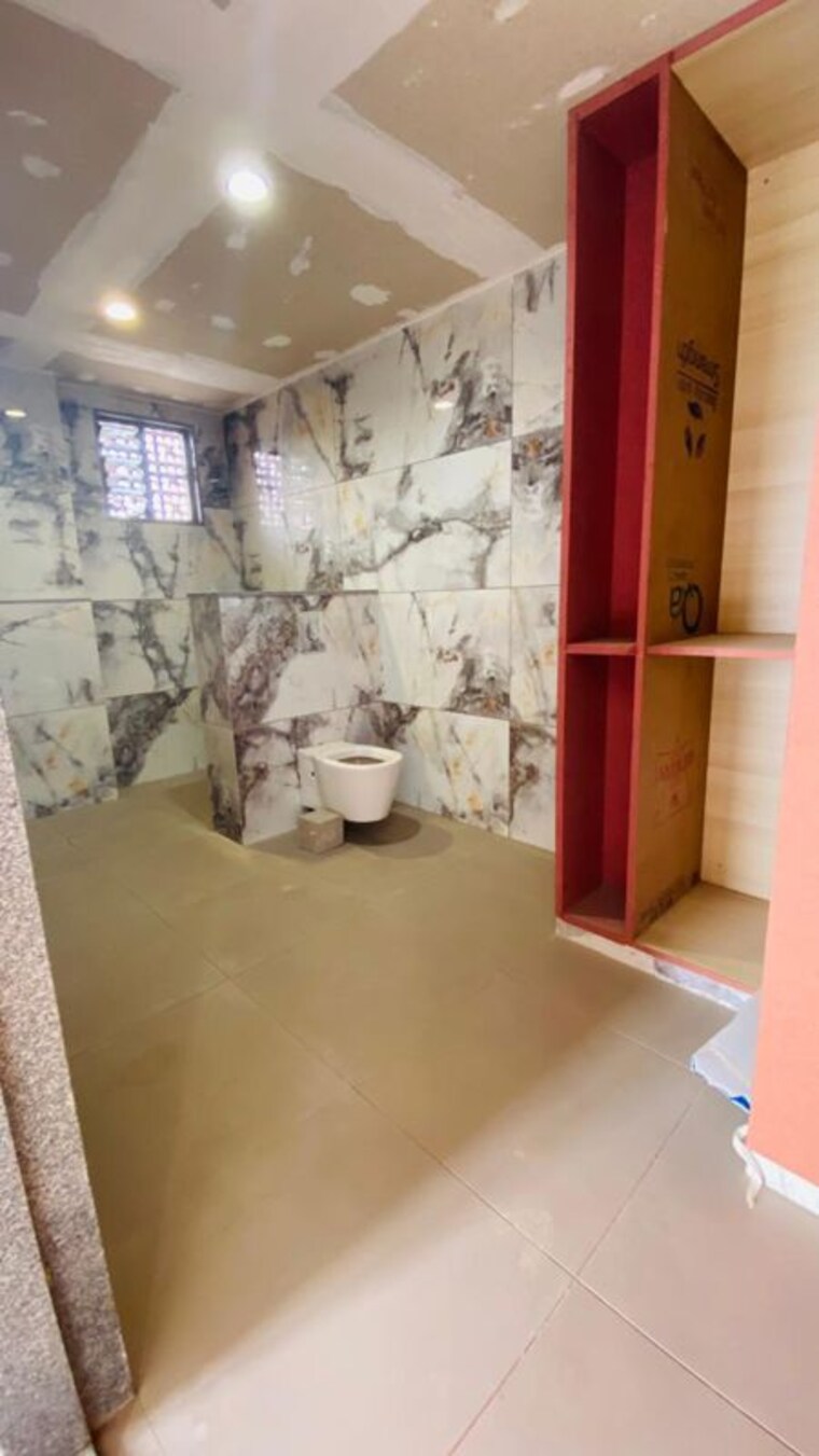 Attached Bathroom, kasper-woods 4 Bedroom 3101 Sq.Ft. Apartment In New Alkapuri Vadodara 10626660
