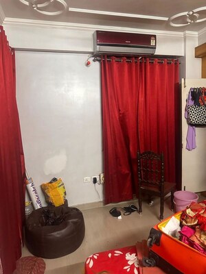 Room in 3 BHK Apartment at Dujra – for Rent