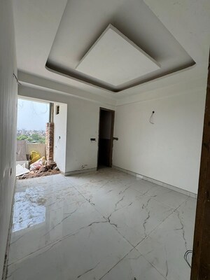 2 BHK Apartment For Sale in Sunder Apartment Noida, Sector 49