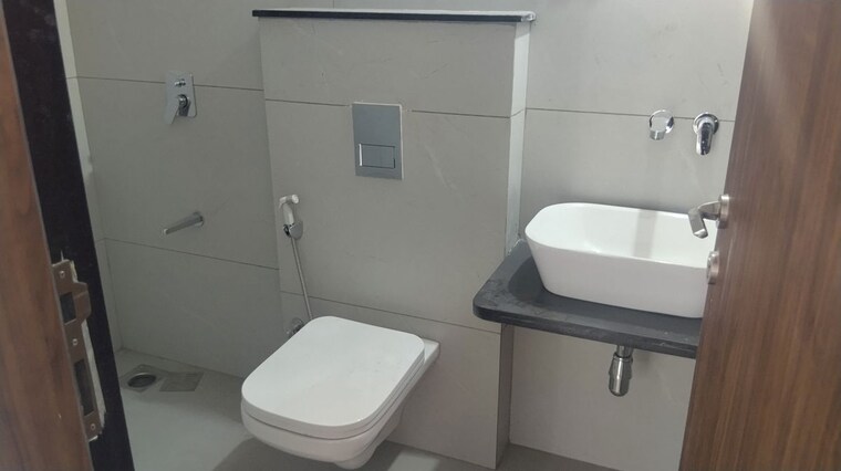 Bathroom, pristine-allure 3 Bedroom 1000 Sq.Ft. Apartment In Kharadi Pune 10626761