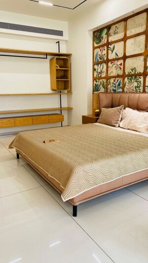 Bedroom in 4 BHK Apartment at Vihav Keystone Skyvillas, New Alkapuri – for Sale