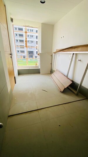  4 BHK Apartment at Vihav Keystone Skyvillas, New Alkapuri – for Sale