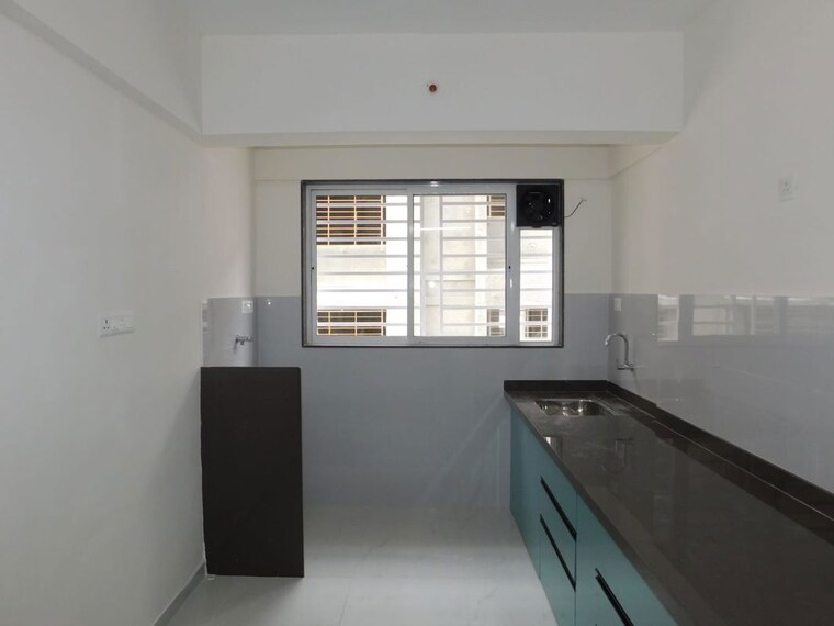Kitchen, neev-itrend-life-2 2 Bedroom 700 Sq.Ft. Apartment In Wakad Pune 10626861
