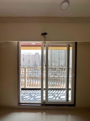 Room in 3 BHK Apartment at Paradise Lifespaces Sai World City, New Panvel – for Sale
