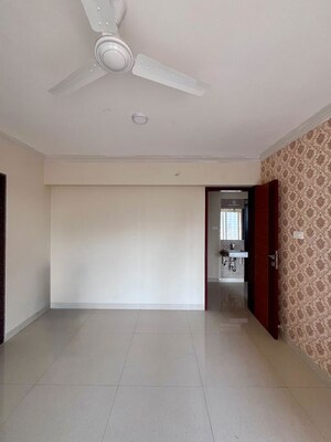 Room in 3 BHK Apartment at Paradise Lifespaces Sai World City, New Panvel – for Sale
