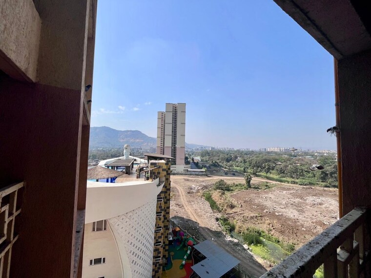 Balcony, paradise-lifespaces-sai-world-city 3 Bedroom 1550 Sq.Ft. Apartment In New Panvel Navi Mumbai 10626883
