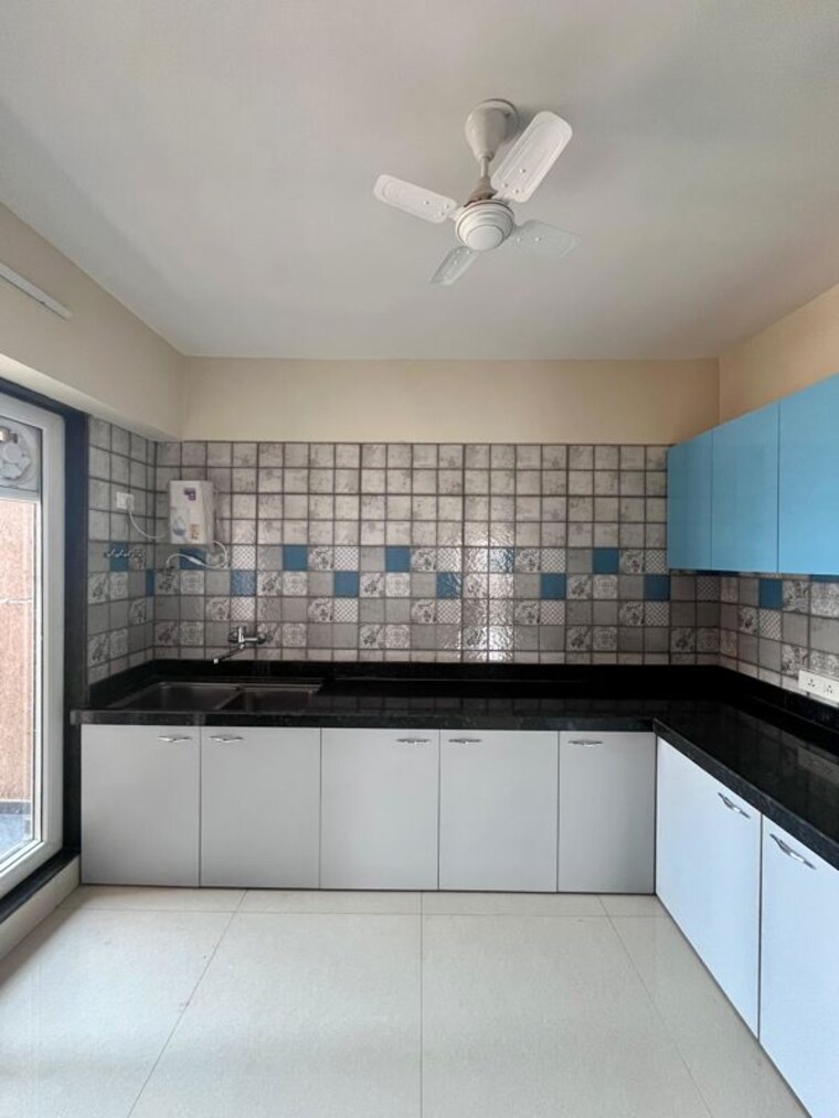 Kitchen, paradise-lifespaces-sai-world-city 3 Bedroom 1550 Sq.Ft. Apartment In New Panvel Navi Mumbai 10626883