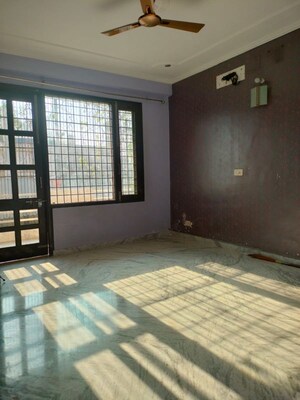 Room in 2 BHK Independent House at Sector 5 – for Rent