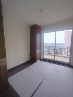 Room in 3.5 BHK Apartment at Bestech Park View Altura, Sector 79 – for Rent
