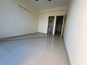 Room in 2 BHK Builder Floor at Sector 23 – for Rent