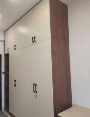 Room in 3 BHK Apartment at Candeur Crescent, Serilingampally – for Rent